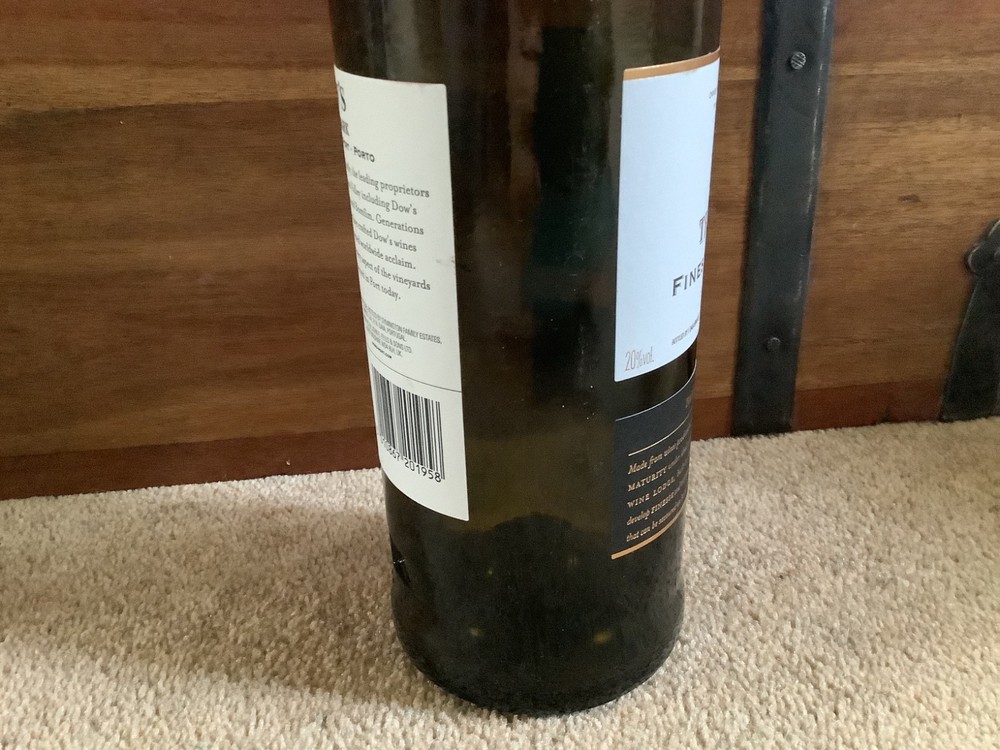 Empty Dow's Finest Reserve Port Bottle 75 cl