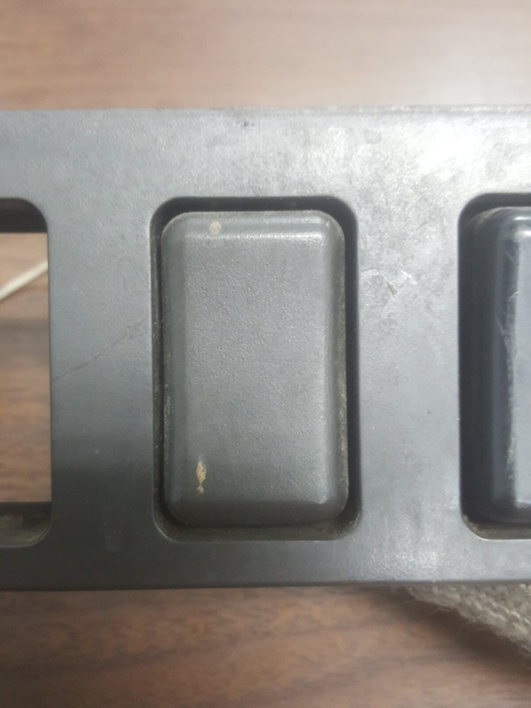 VOLVO SWITCH DASH PANEL 3175615 V6-170-033-01