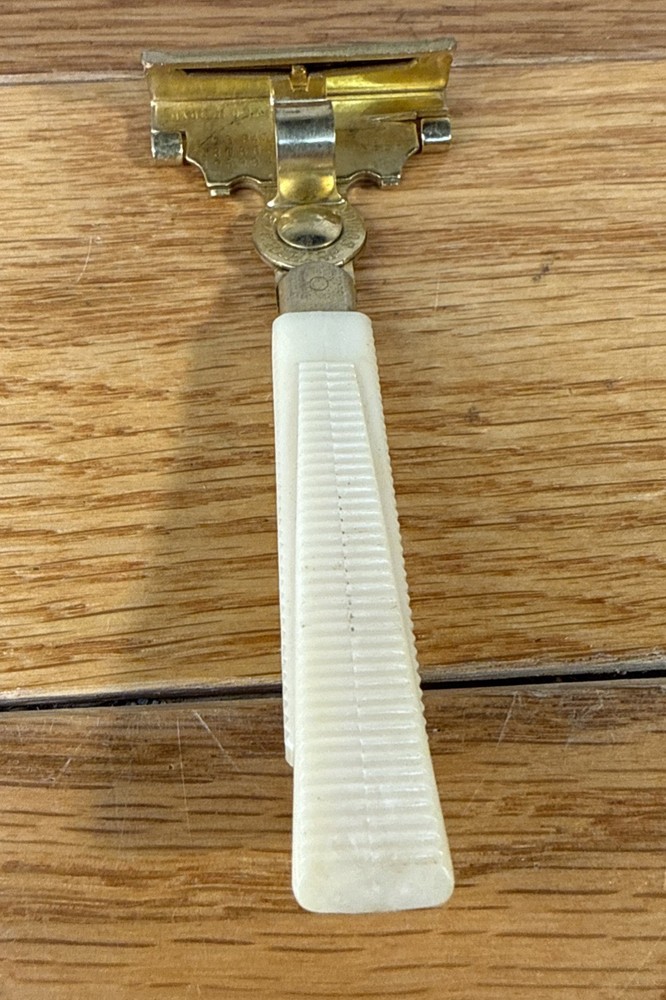 Vintage Schick Eversharp Razor 1940’s Injector