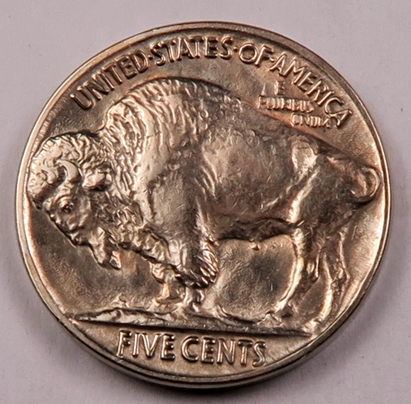 1935 Buffalo Nickel ~ BU/Uncirculated ~ Better Date! ~ 1 Coin