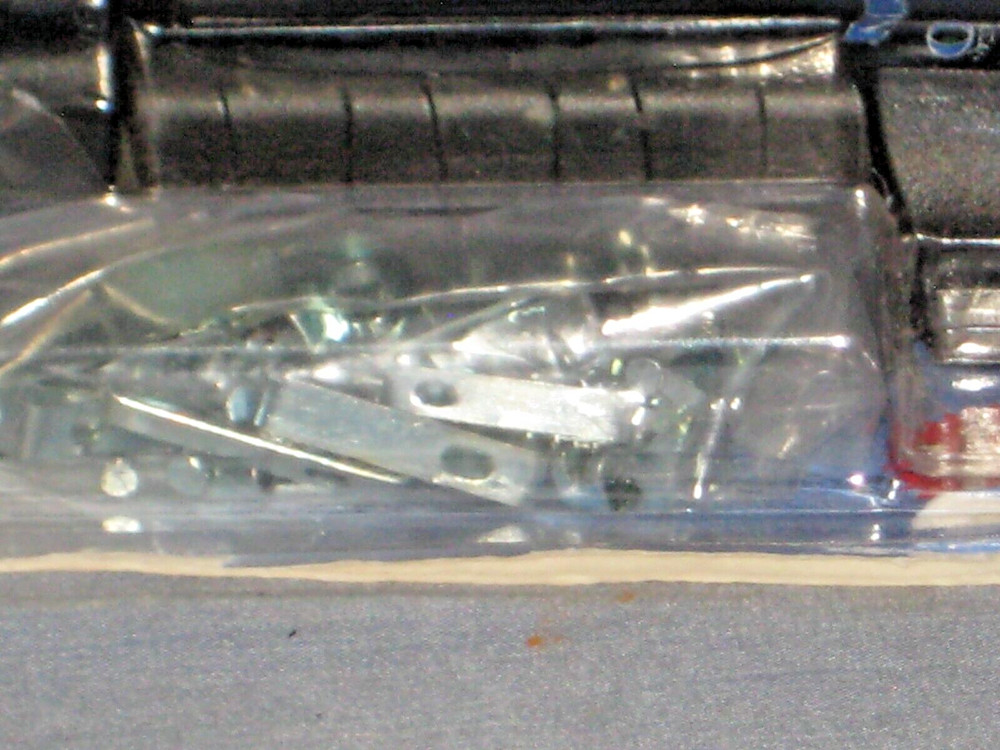 Zircon Electronic Stud Sensor Kit - Stud Finder with Picture Hanger Assortment