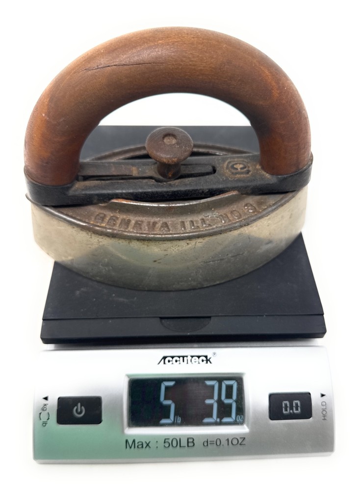Antique Howell Co. Geneva Iron W/ Wood Handle