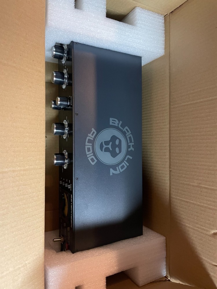 Black Lion SEVENTEEN FET Limiting Amplifier 1176 Compressor