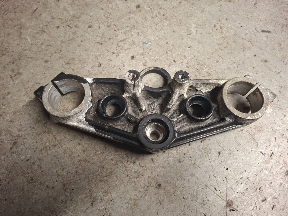 Suzuki GS 500 - Top Yoke Fork Bracket Clamp