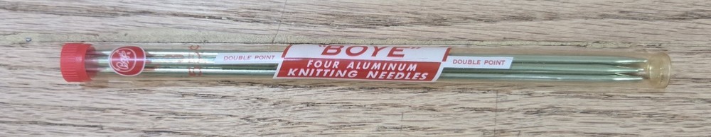 (4) Boye Size 3 Double Point 7" Knitting Needles
