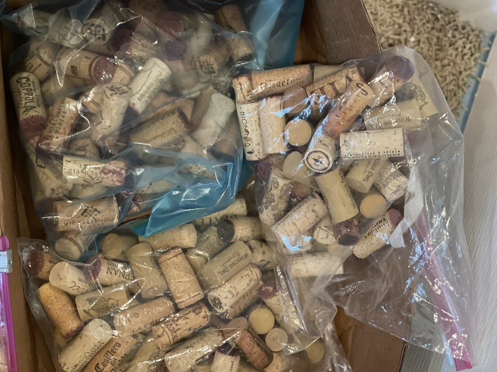 Corks!! 125 Premium Recycled Corks, Natural Wine Corks for Crafts-PRIORITY MAIL