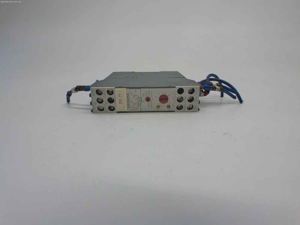 SIEMENS 7PU4620-2BN20 RELAY 0.5-10A UNMP