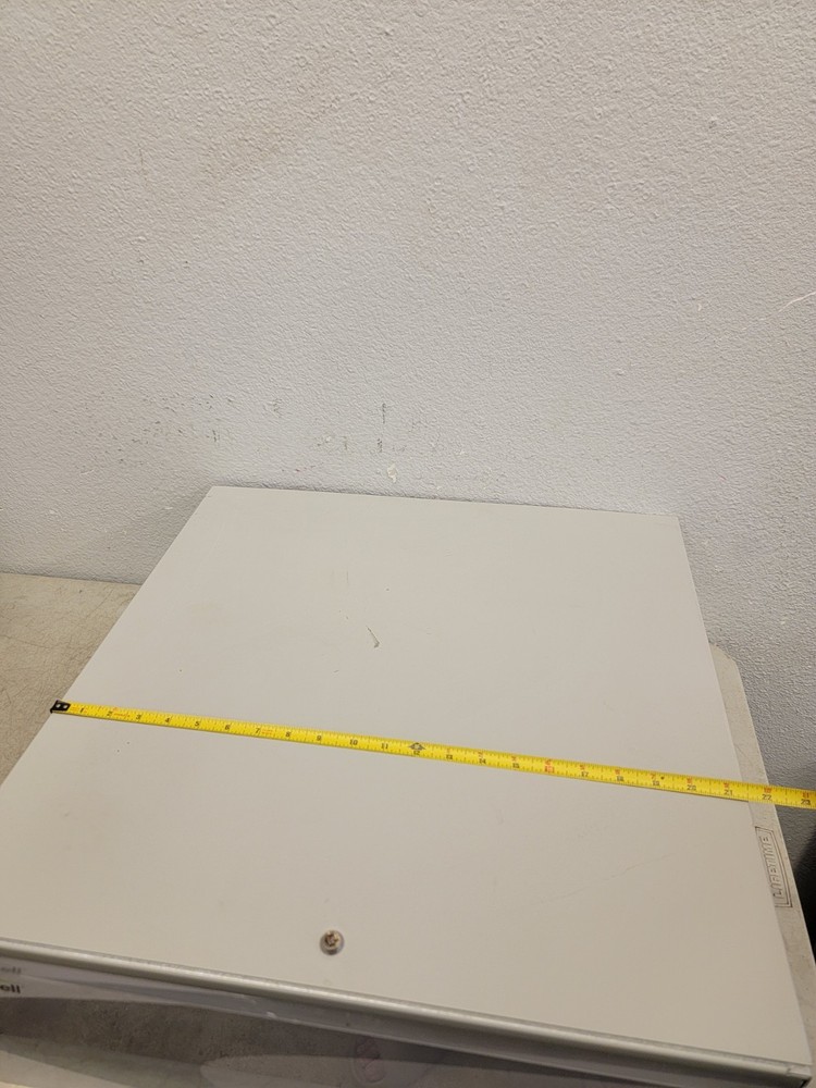 OMNICELL PC Box For Auxilary Model OX.