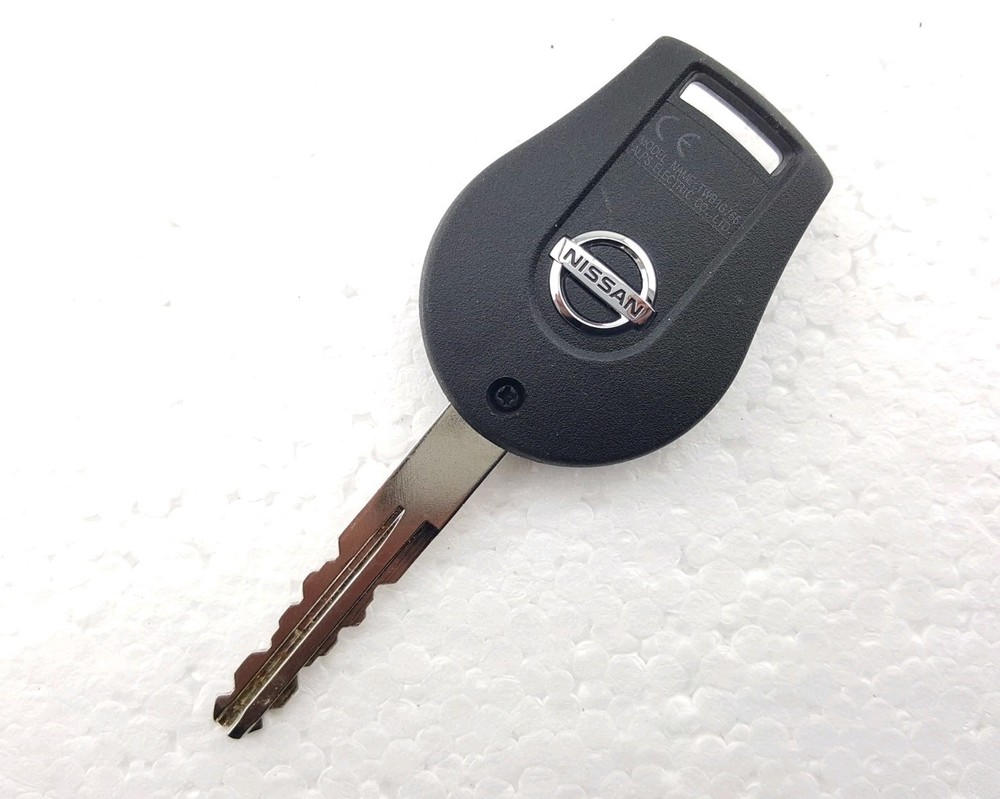 NISSAN JUKE / MICRA / NOTE 2 BUTTON REMOTE KEY FOB - TWB1G766 (TESTED)