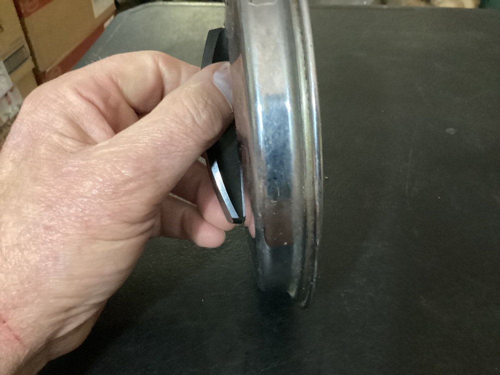 Silver Color Metal Lid with Long Rectangle Handle to Something