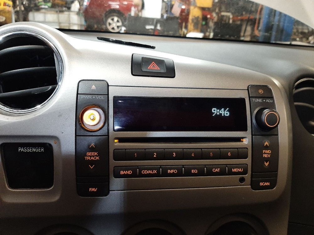 VIBE 2009 Antenna 1077171
