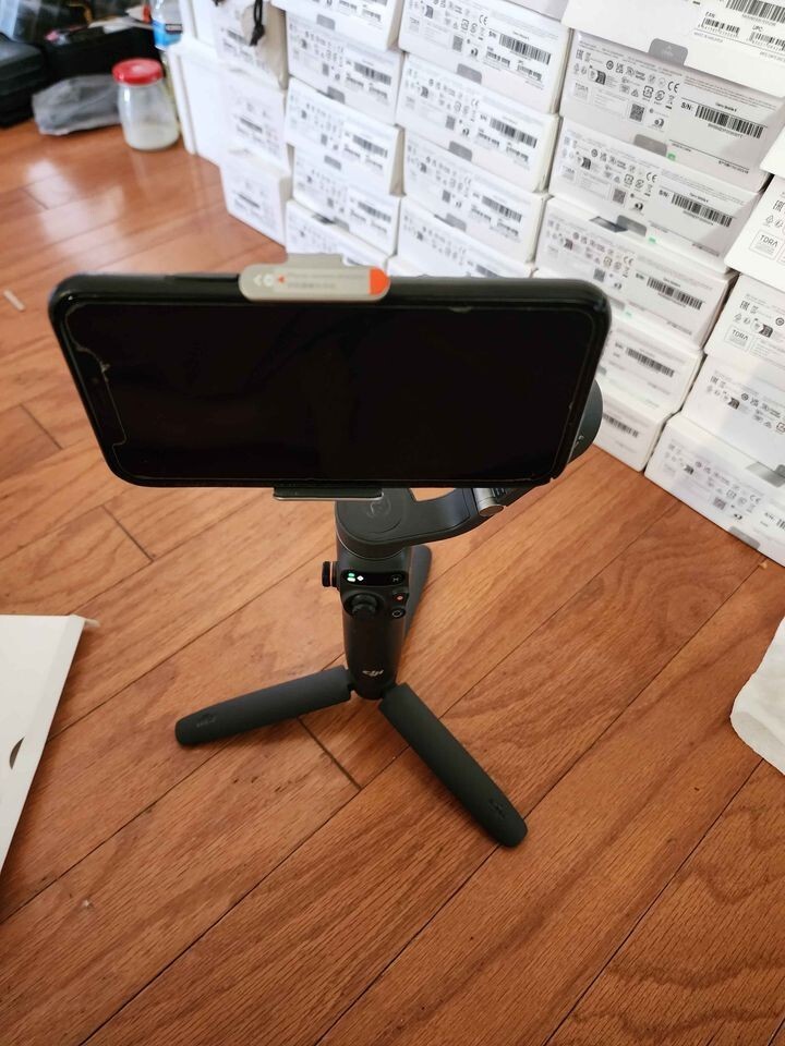 DJI Osmo Mobile 6 Smartphone Gimbal Stabilizer