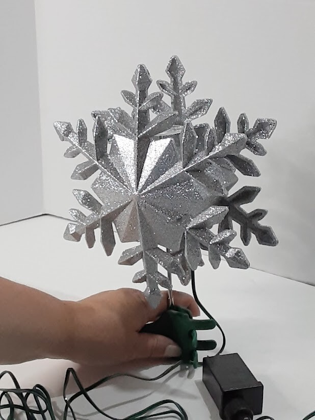 MAOYUE LIGHTED CHRISTMAS TREE TOPPER STAR SILVER SNOWFLAKE PROJECTION ~USED~