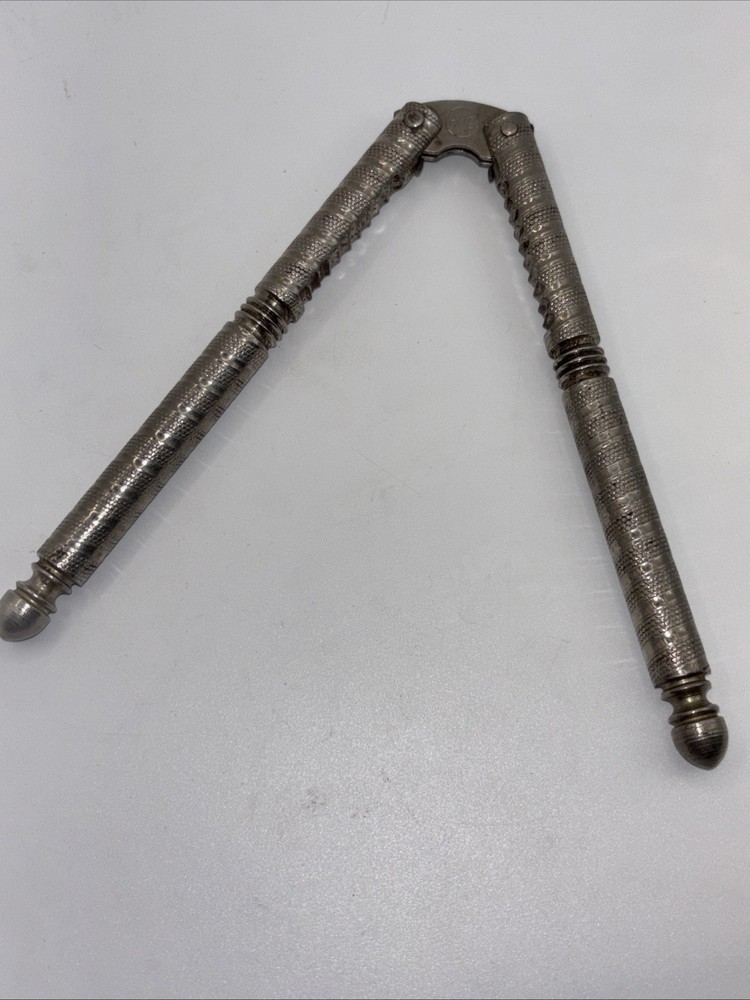 Vtg Nut/Seafood Nutcracker. HMQ QUACKENBUSH.