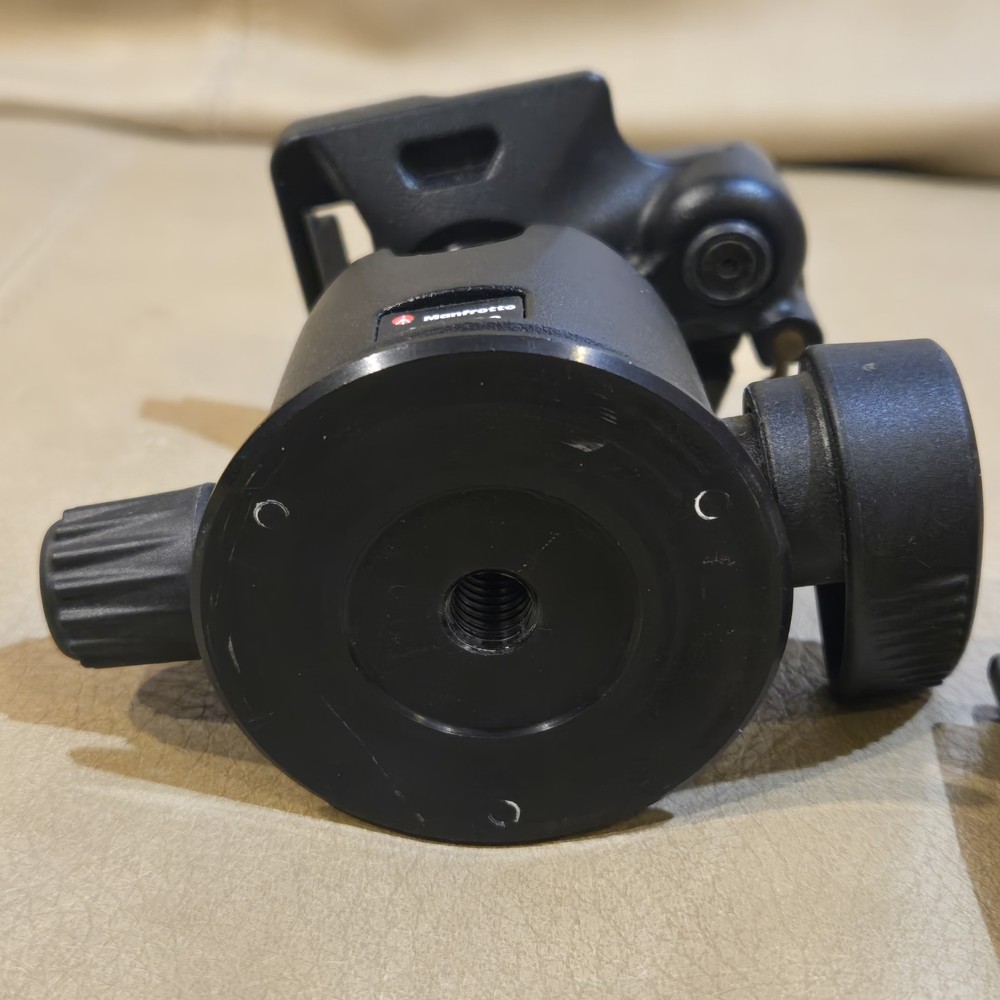 Manfrotto 496RC2 Compact Ball Head with Quick Release Plate