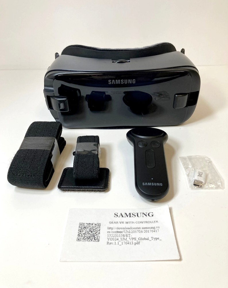 Samsung Gear VR with Controller