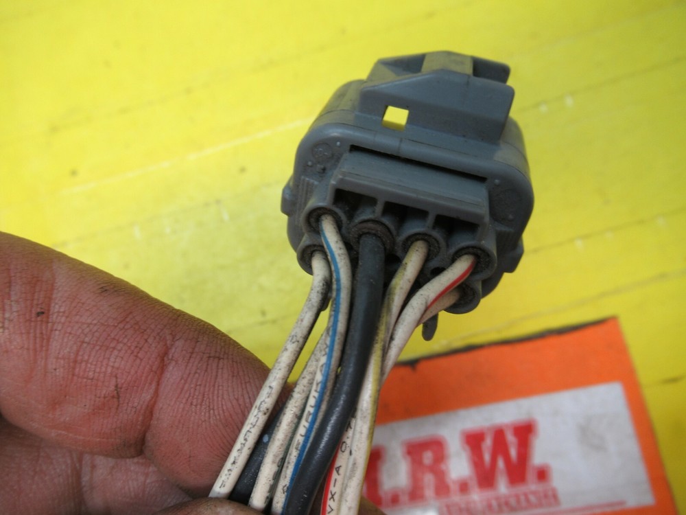 WIRE PLUG CONNECTOR off IGNITION CONTROL IGNITOR MODULE for ACURA TL RL LEGEND