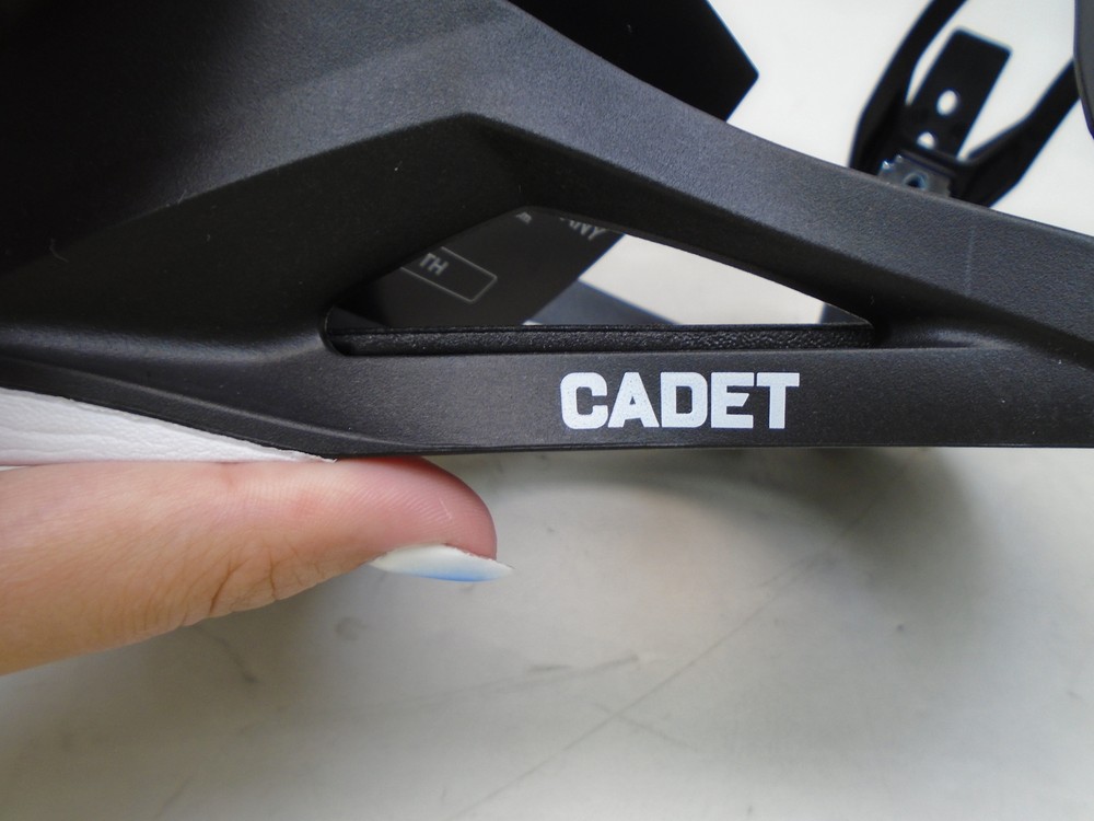 UNION CADET YOUTH RIGHT SNOWBOARD BINDING (ONE) MEDIUM BLACK