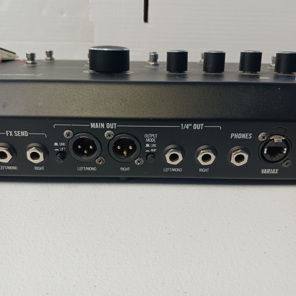 LINE 6 FIREHAWK FX MULTI EFFECTS GUITAR FLOOR PEDAL DIGITAL PROCESSOR TESTED