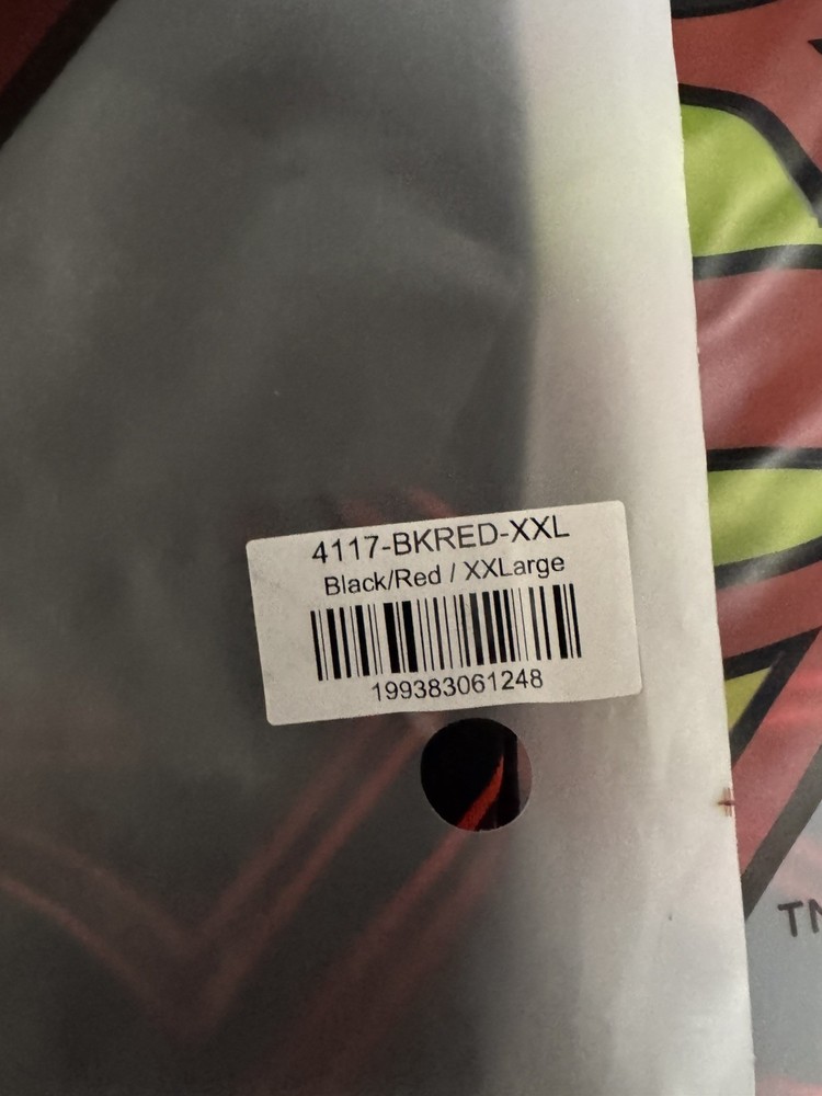 YOUNGLA 4117 SUPERMAN COMPRESSION TEE BLACK/RED UNRELEASED XXL .SUPERBOY VERSION