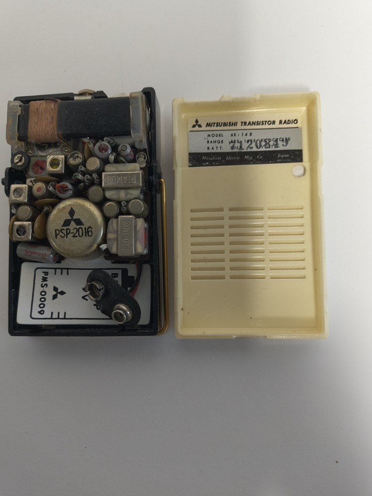 MITSUBISHI MODEL 6X-148 TRANSISTOR MINT IN ORIGINAL BOXES