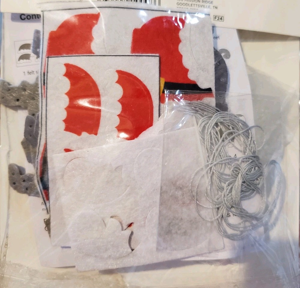 Holiday Style Foam Cat Ornaments Activity Kit Set