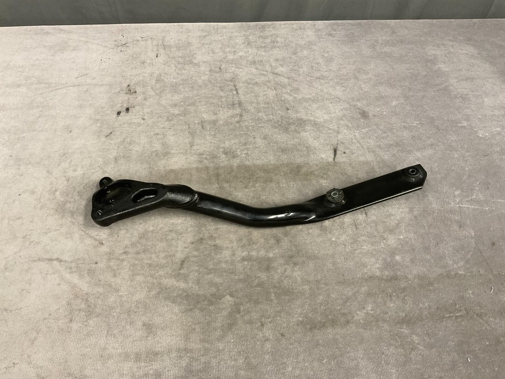 HONDA VT1300 MUFFLER BRACKET