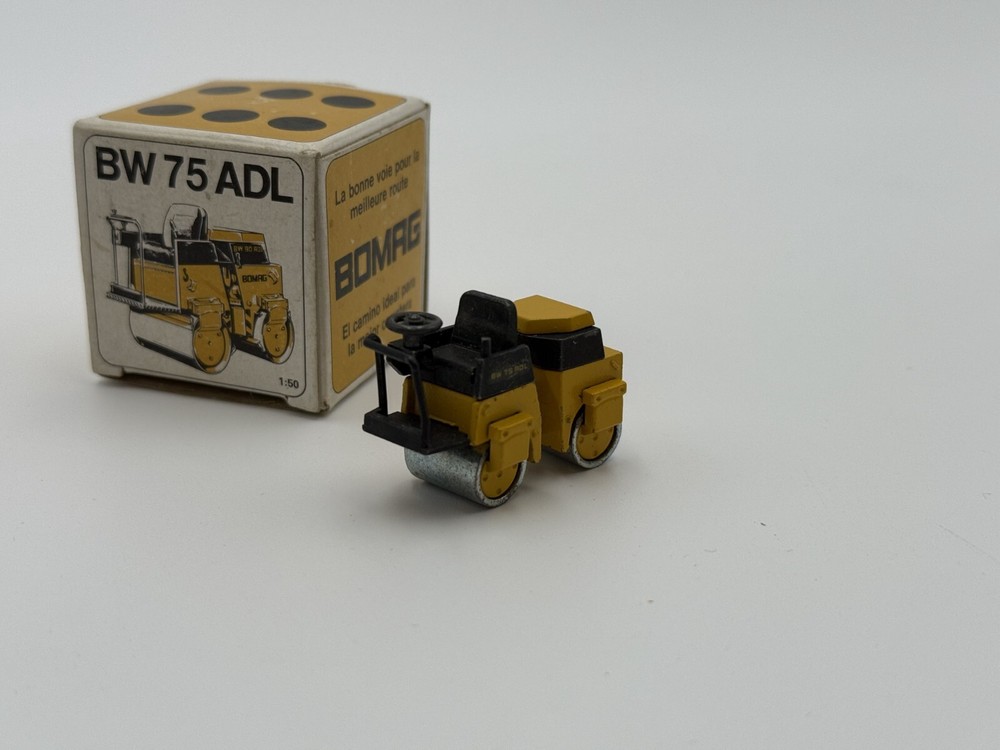 NZG Bomag BW 75 ADL Roller 1:50th scale
