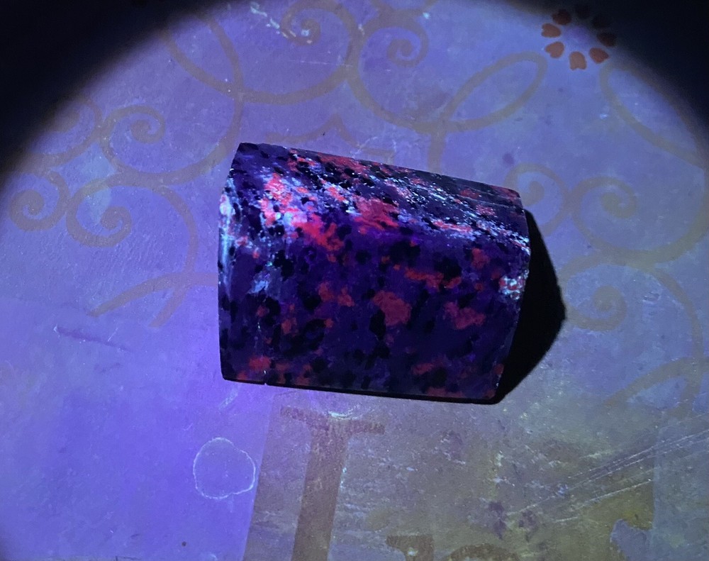 Ruby In Zoisite Genuine Polished Stone From Africa 47g