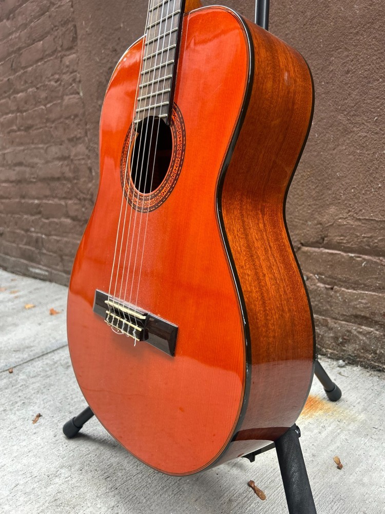 Washburn C5 Classical Guitar