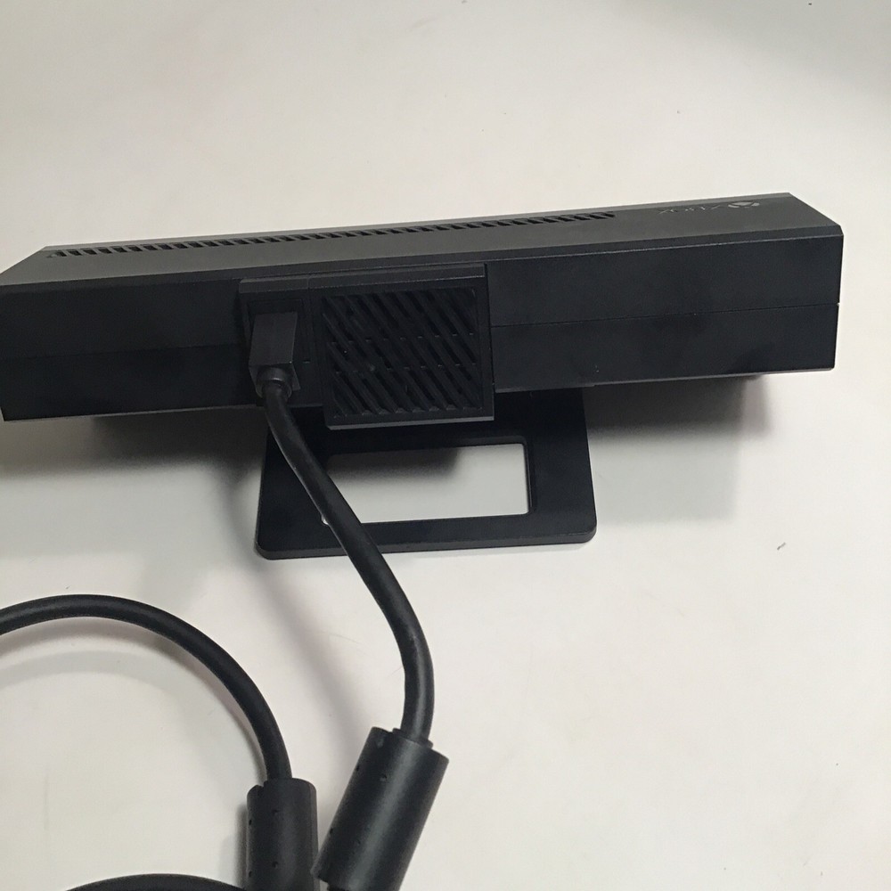 Microsoft Xbox One Black Kinect Sensor Bar Motion Camera Model 1520 Great Shape