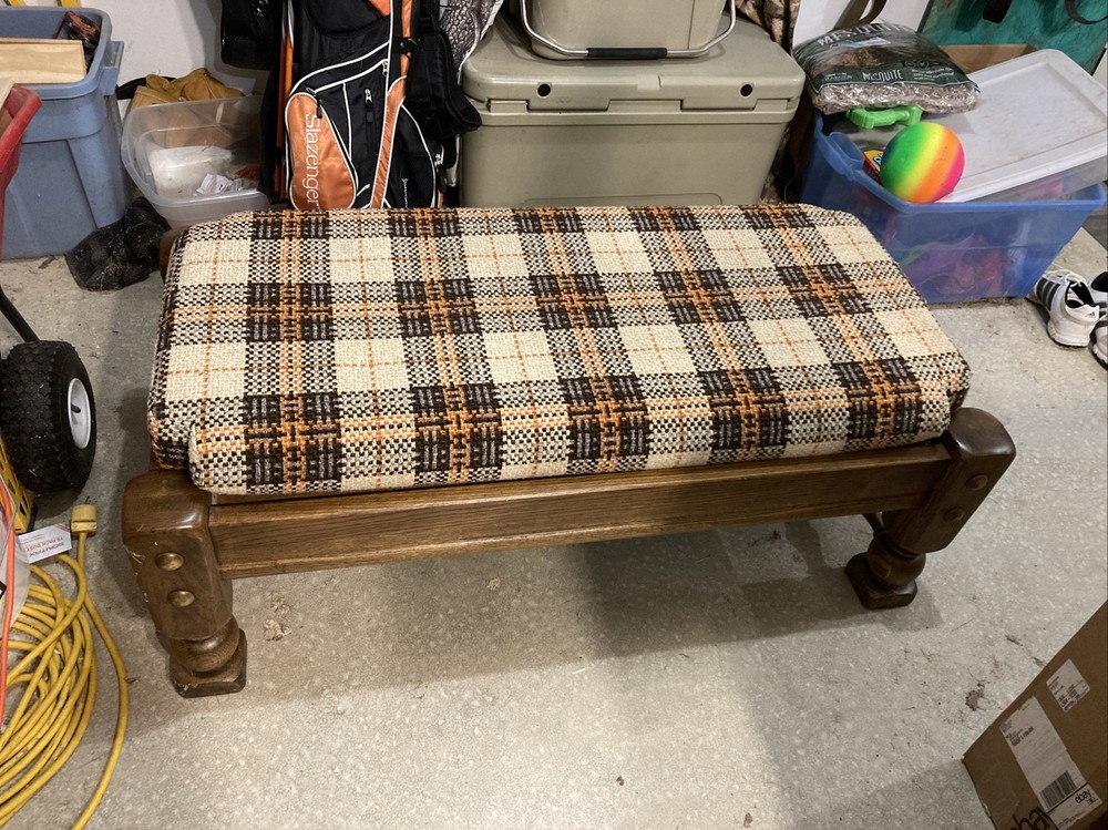 Retro Vintage MCM Coffee / Bed Table Bench Cushioned Solid Oak Great Shape 24x48