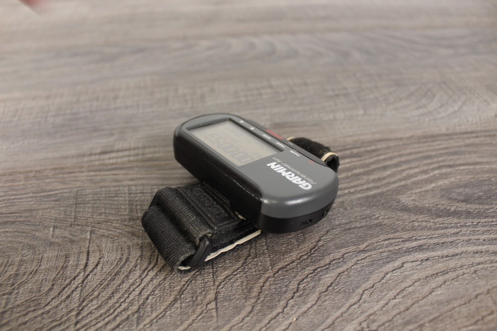 Garmin Forerunner 301 With Wrist Strap Tested - No USB charging cable.