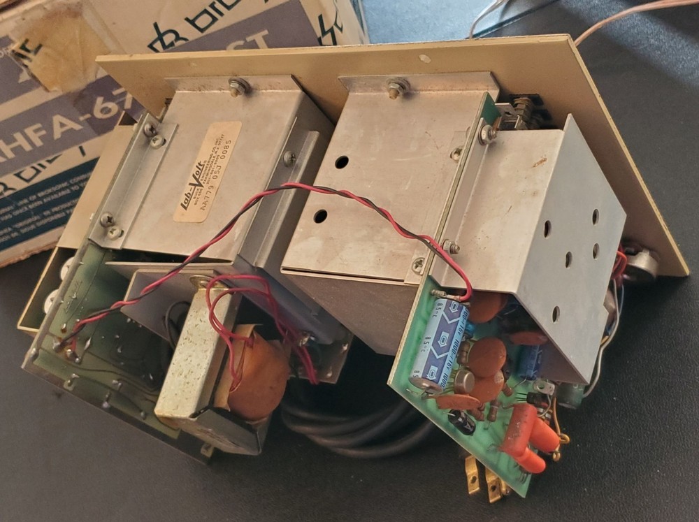 Lab Volt (AA 779) RF/AF Generator (No Case) Powers Up