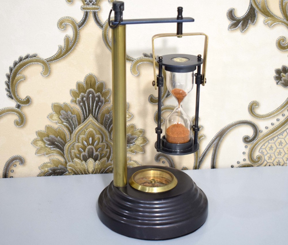 Rotating Brass Hourglass W/Built-in Compass & Swing Function -Orange Sand Inside