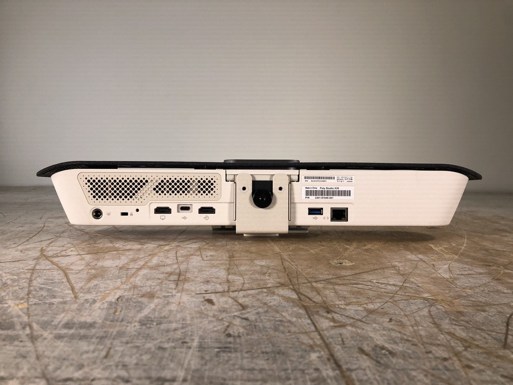 POLY STUDIO X30 ALL-IN-ONE VIDEO BAR