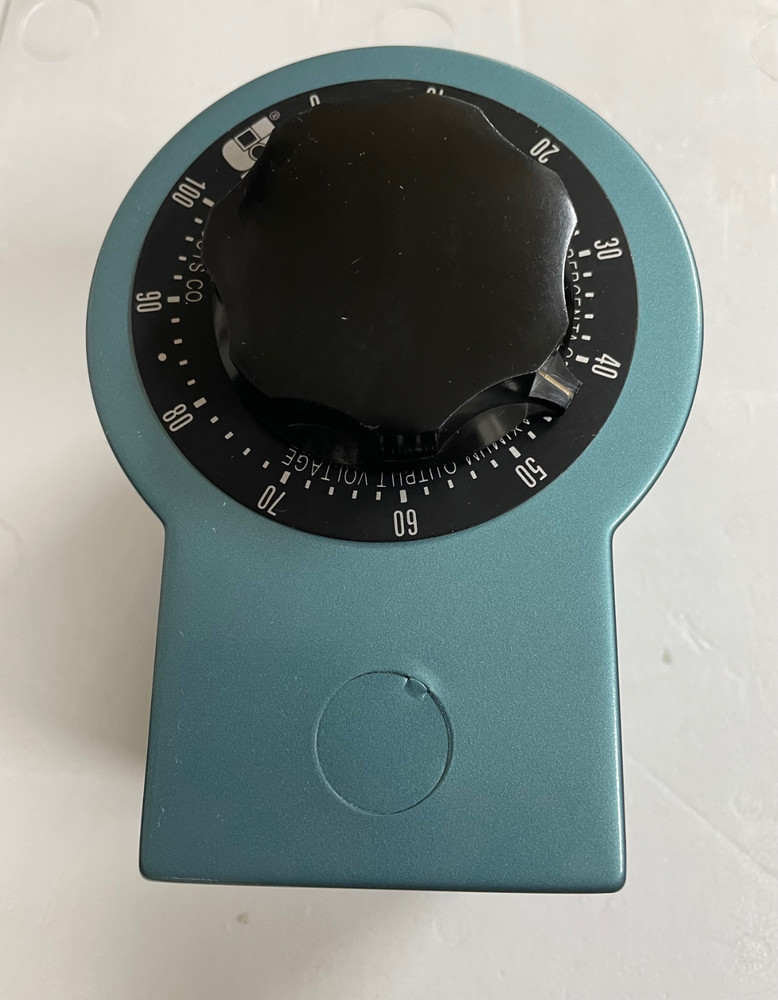 1pc STACO Type 1020CT Variac 240VAC Input 3.5Amp Max Load **NOS