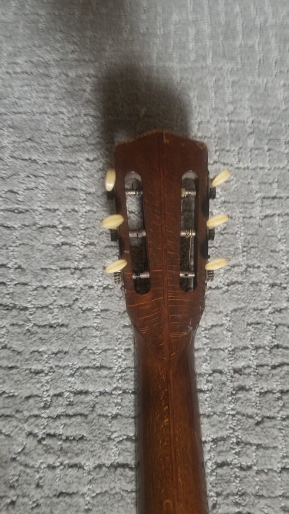 Vintage Lignatone Acoustic Guitar *Missing One String