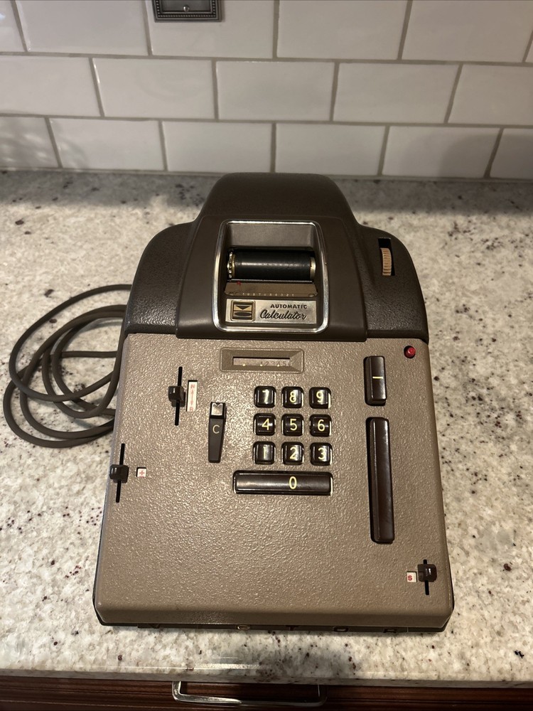 Victor Automatic Calculator Adding Machine Model 73 85 54, Powers On Read