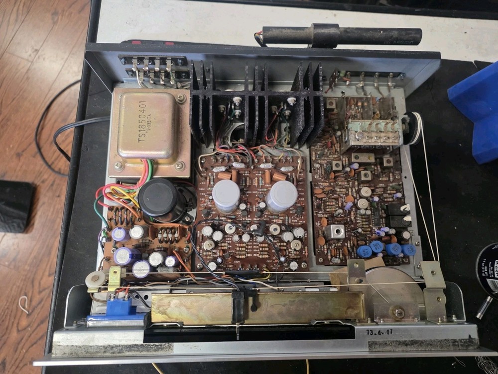 Marantz 2015 Stereo Receiver Tuner String Missing 1970s