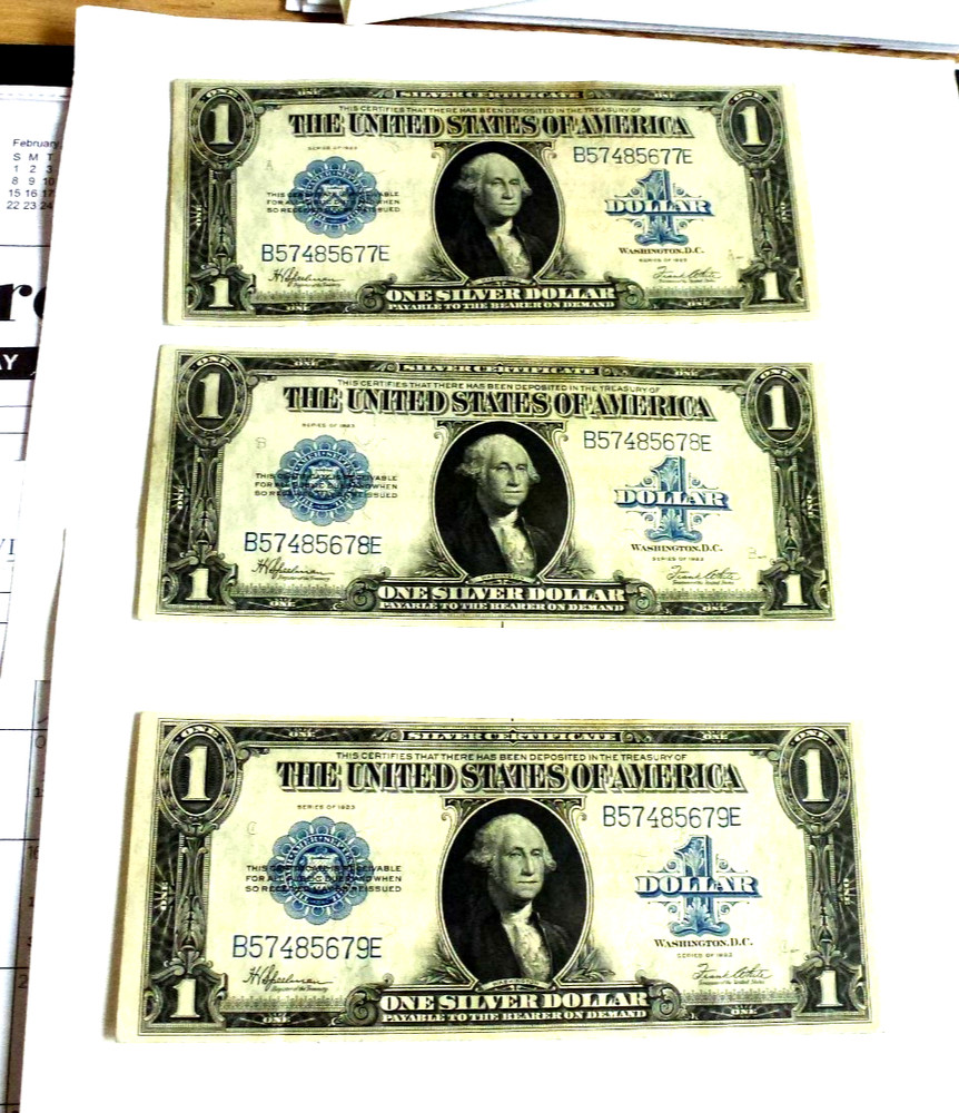 Three consecutive numbered Unc. 1923 $1.00 Large
