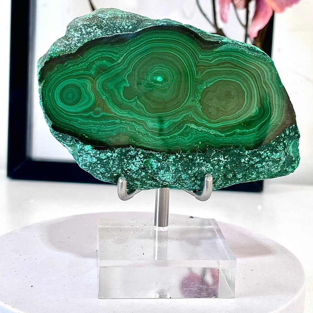 413G Green Malachite Coarse Mineral Sample