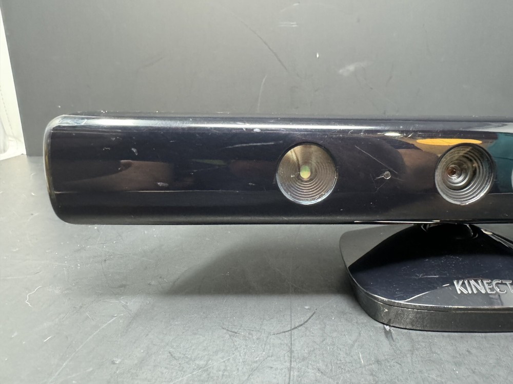 Official Microsoft Xbox 360 Kinect Motion Sensor Bar! ~ Works Great! Fast Ship!