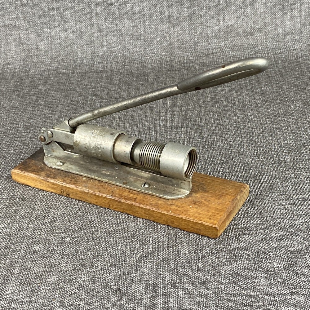 Vintage Reed's Rocket Nut Cracker Little Rock AR Pecans Walnuts