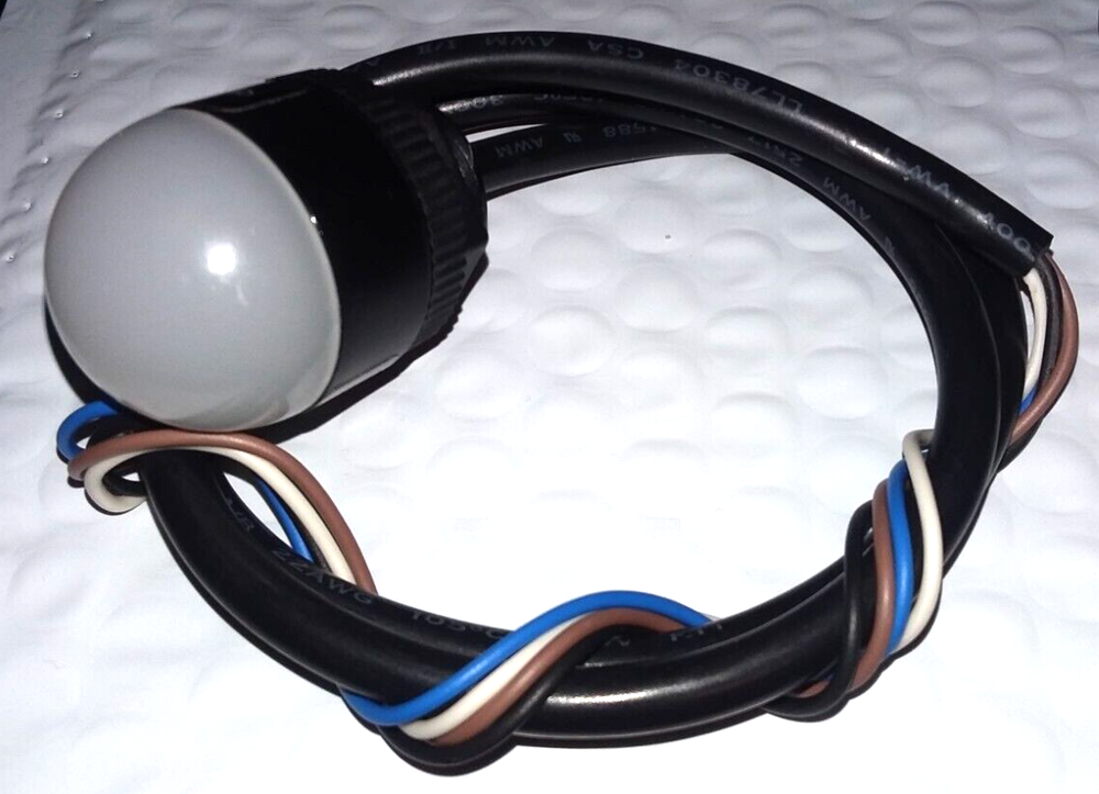 BANNER Eng. K30LGRYP Indicator hemispherical tricolor light - (Fully Tested)