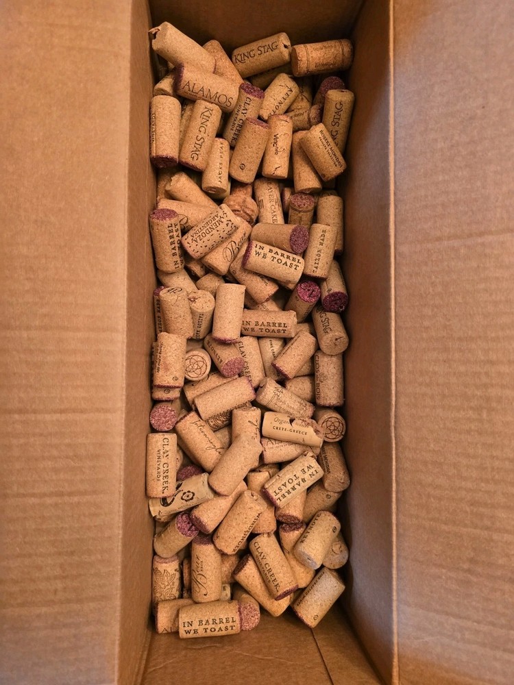 100  (Hundred) Used Wine Corks Recycled