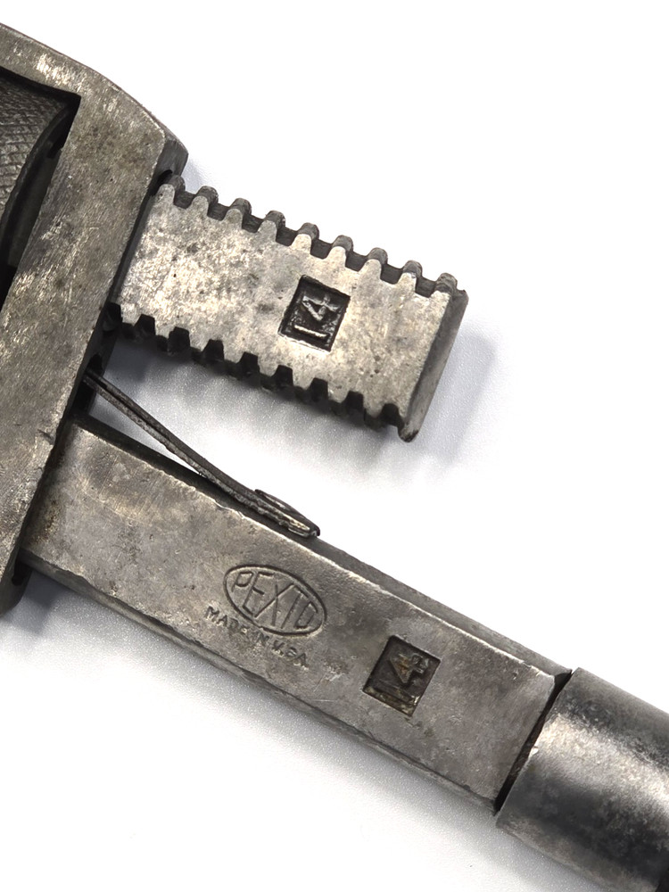 PEXTO USA 14 Inch Stillson Pattern Pipe Wrench