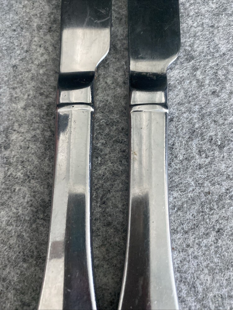 2 pcs Heritage Mint Saffrano Dinner Forks Flatware 18/10 Stainless