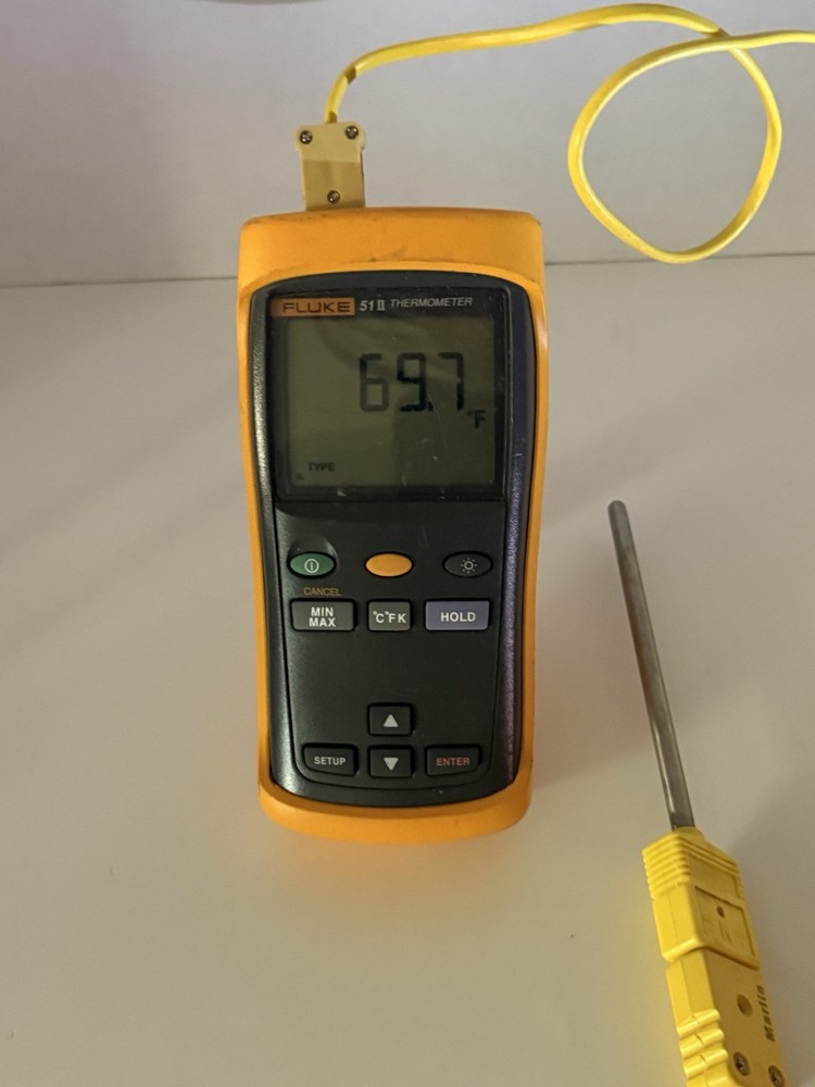 Fluke 51-2 Calibrated Single Input Thermometer. In Great Pre Owned Condition