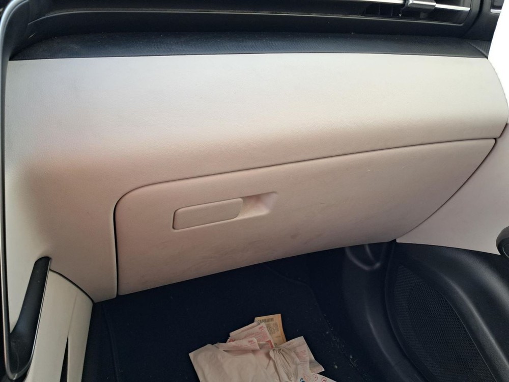 TUCSON    2022 Glove Box 4781431